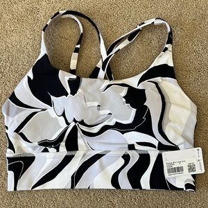 New Lululemon energy bra size 6
